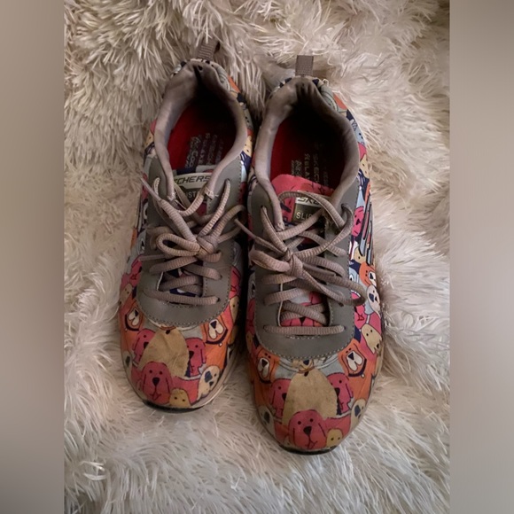 Skechers - Picture 4 of 16